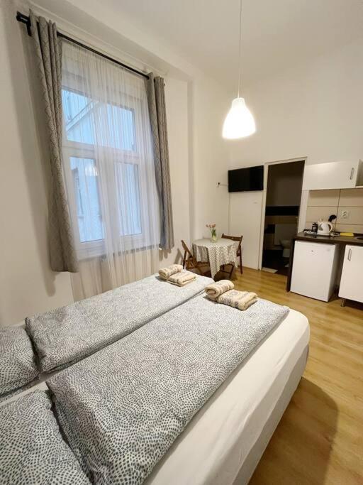 12# Sunflower Cozy Apartment Budapest Exterior foto